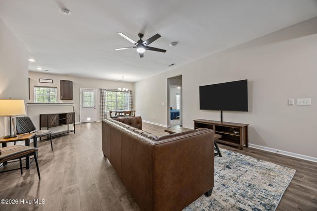 917 Cardinal Place, Vass, NC 28394