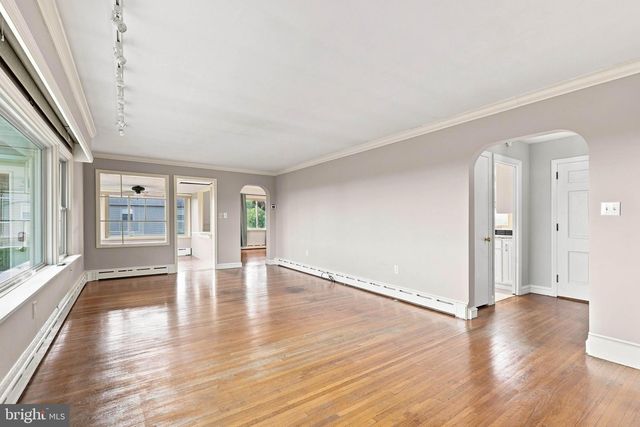 260 BLOSSOM HILL DR, Lancaster, PA 17601