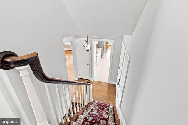 260 BLOSSOM HILL DR, Lancaster, PA 17601