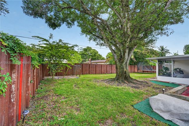 5122 SW 92nd Terrace, Cooper City, FL 33328