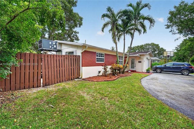 5122 SW 92nd Terrace, Cooper City, FL 33328