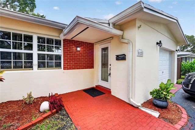 5122 SW 92nd Terrace, Cooper City, FL 33328