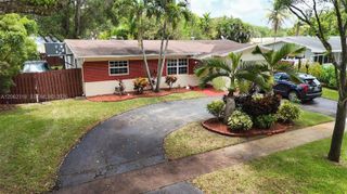 5122 SW 92nd Terrace, Cooper City, FL 33328