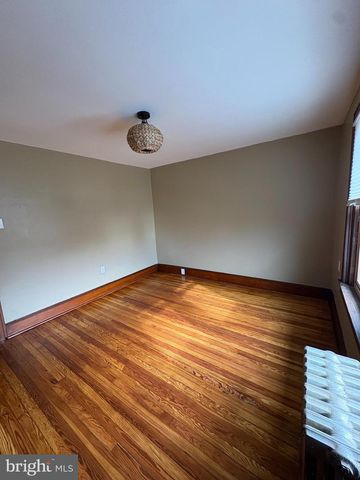 209 HARVEY AVE, Doylestown, PA 18901