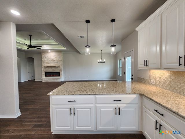 718 Golden Eagle Drive, Salado, TX 76571