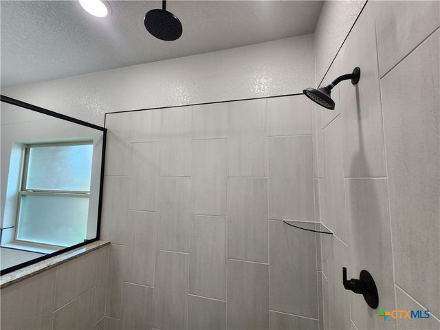 718 Golden Eagle Drive, Salado, TX 76571