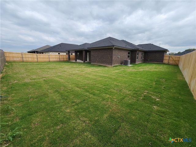718 Golden Eagle Drive, Salado, TX 76571