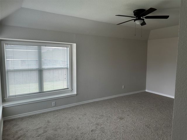 2512 Clubhouse Drive, Denton, TX 76210