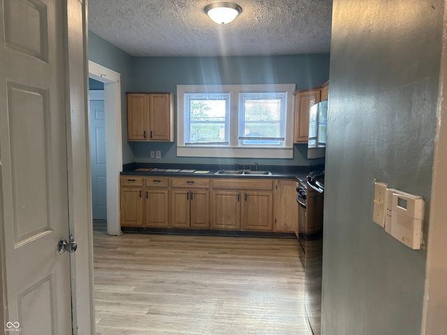 2950 Ruckle Street, Indianapolis, IN 46205