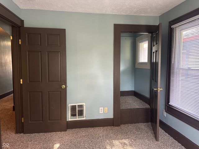 2950 Ruckle Street, Indianapolis, IN 46205