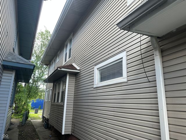2950 Ruckle Street, Indianapolis, IN 46205