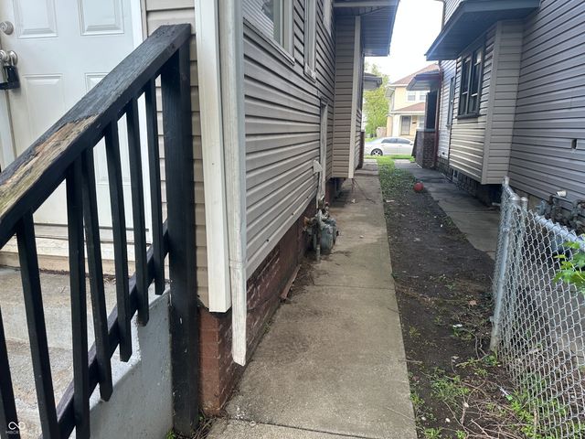 2950 Ruckle Street, Indianapolis, IN 46205