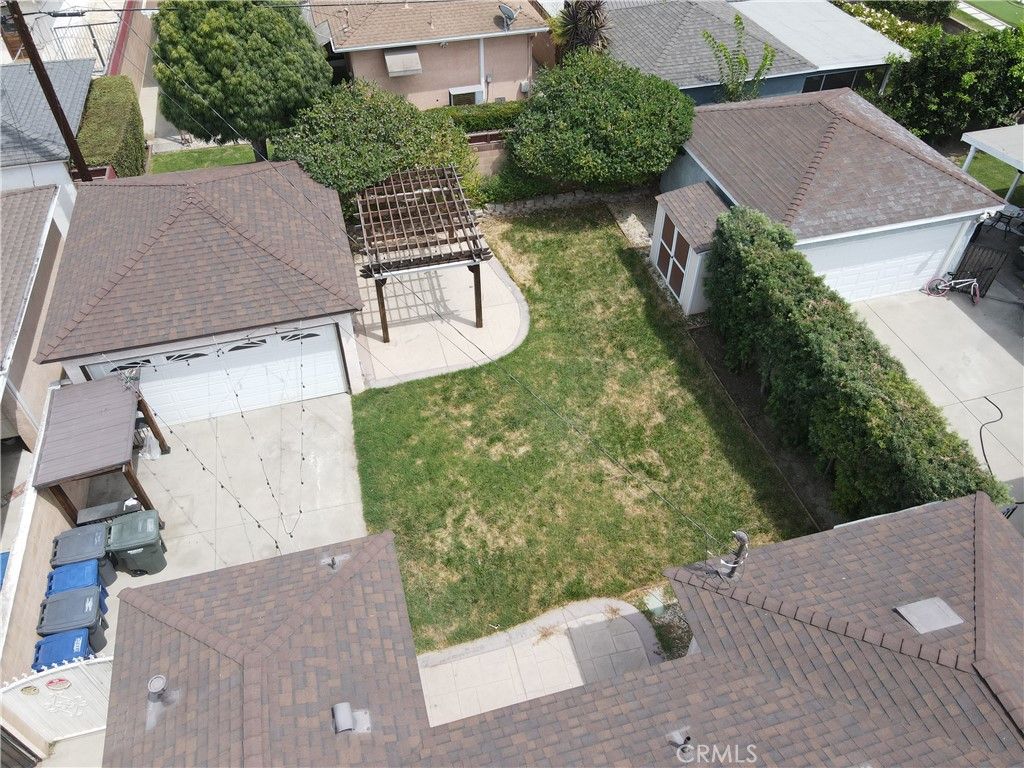 Image 10 of property listing at 4562 Iroquois Avenue, Lakewood, CA 90713