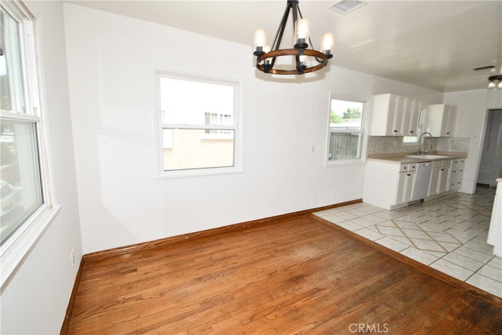 Image 33 of property listing at 4562 Iroquois Avenue, Lakewood, CA 90713