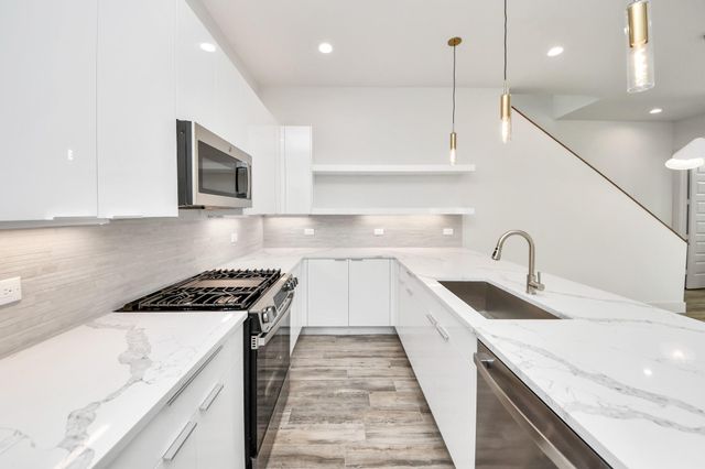 4011 Boho Lane, Houston, TX 77045