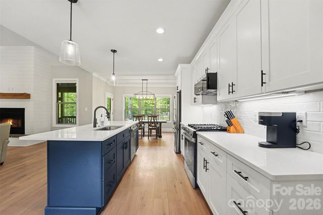 4527 Burrenfort Drive, Denver, NC 28037