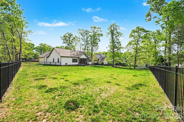 4527 Burrenfort Drive, Denver, NC 28037