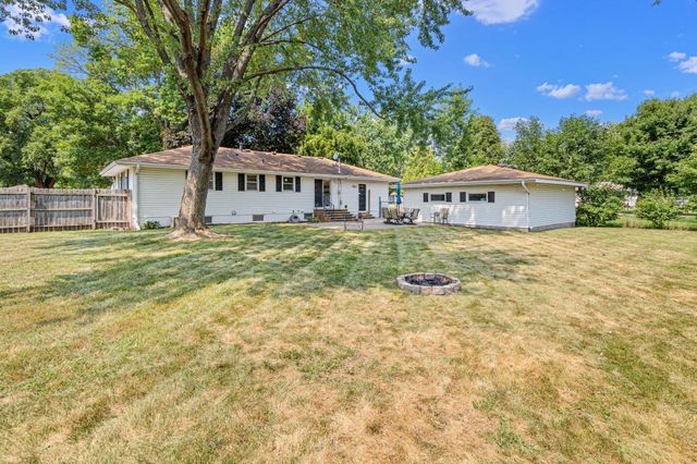6416 Georgia Avenue N, Brooklyn Park, MN 55428