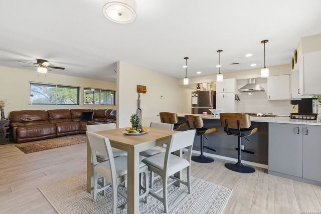 3222 Bluefield, San Antonio, TX 78230