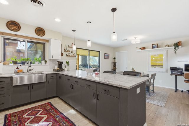 3222 Bluefield, San Antonio, TX 78230