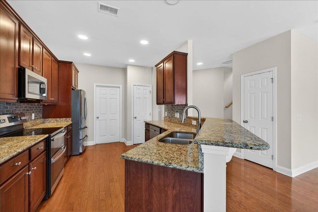 146 Back Tee Circle, Summerville, SC 29485