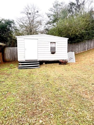 9 Richardson Drive, Daleville, AL 36322