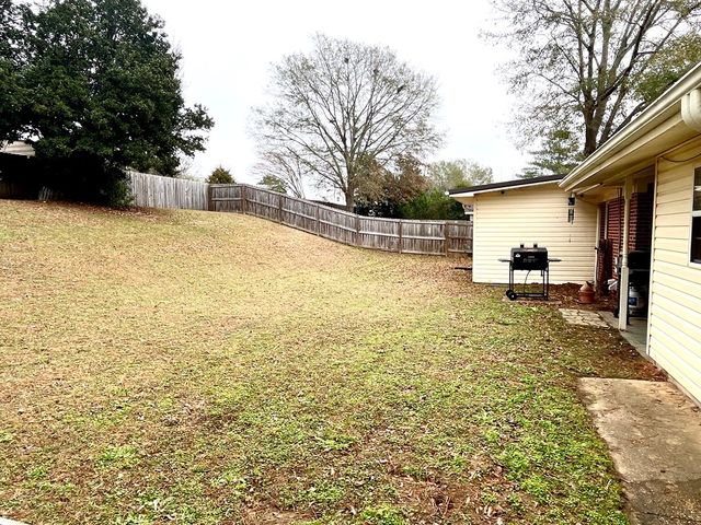 9 Richardson Drive, Daleville, AL 36322