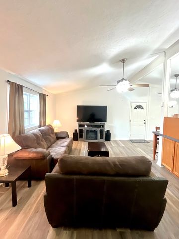 9 Richardson Drive, Daleville, AL 36322