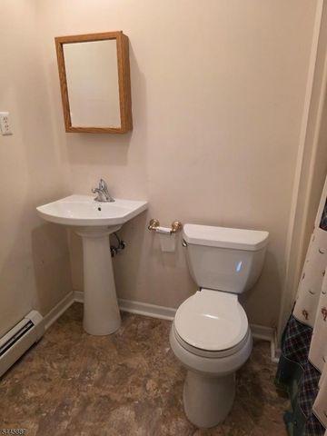 5 Wallman Way, Mount Olive Twp., NJ 07828