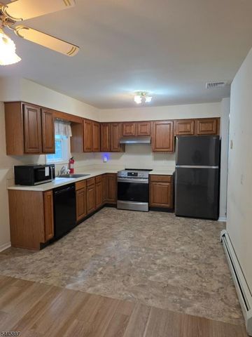 5 Wallman Way, Mount Olive Twp., NJ 07828