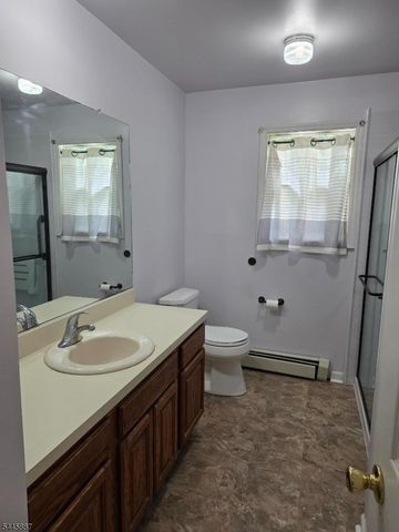 5 Wallman Way, Mount Olive Twp., NJ 07828