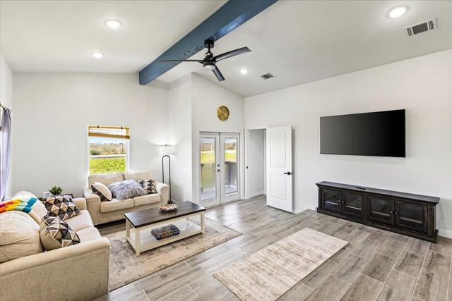 920 17th, Port Bolivar, TX 77650