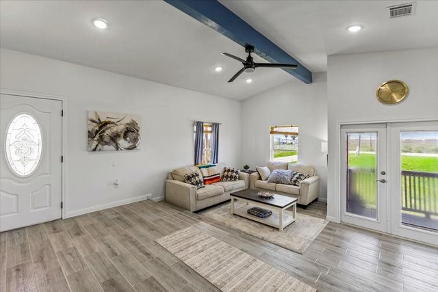 920 17th, Port Bolivar, TX 77650