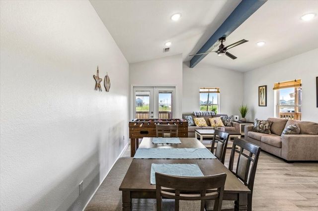 920 17th, Port Bolivar, TX 77650