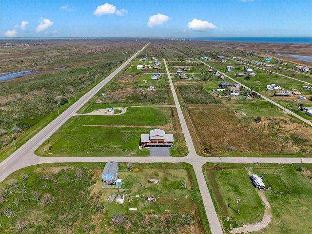 920 17th, Port Bolivar, TX 77650