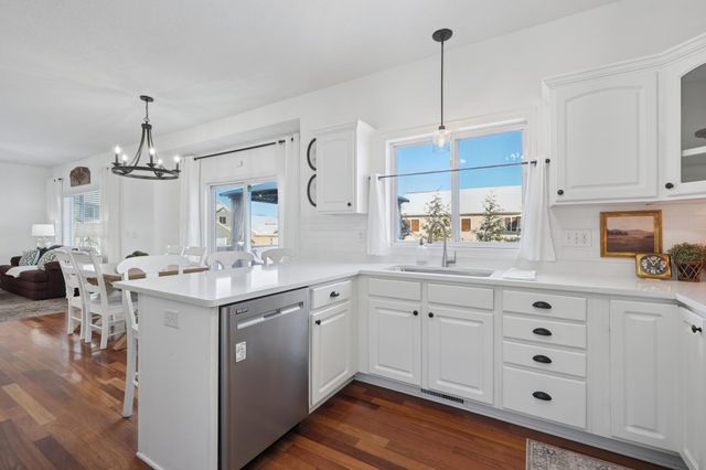 213 Ardennes Avenue E, Shakopee, MN 55379