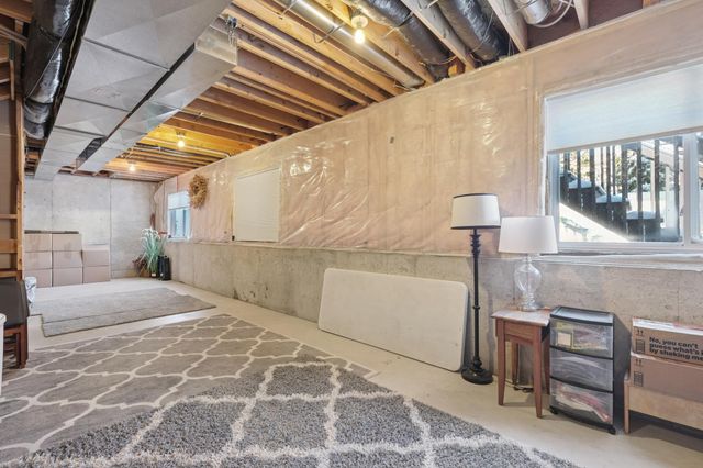 213 Ardennes Avenue E, Shakopee, MN 55379