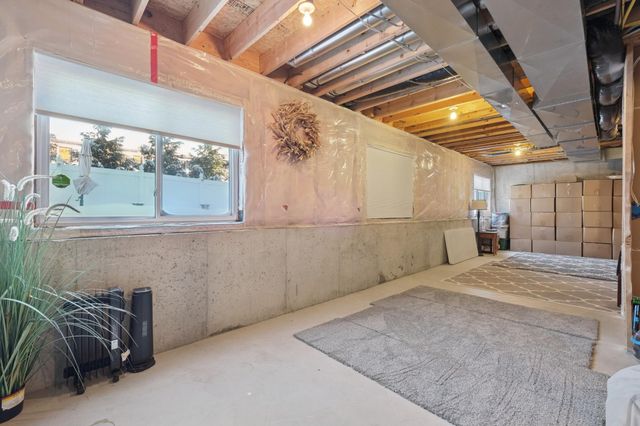 213 Ardennes Avenue E, Shakopee, MN 55379