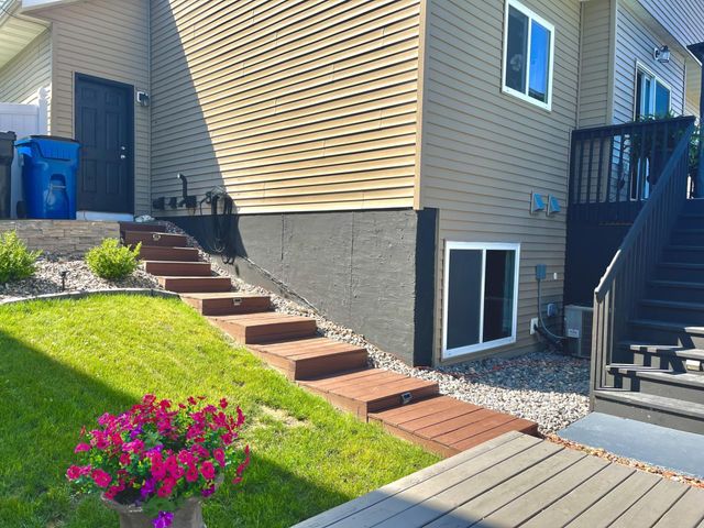 213 Ardennes Avenue E, Shakopee, MN 55379