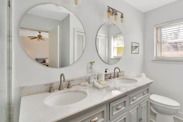 1008 S Crest Road, Rossville, GA 30741