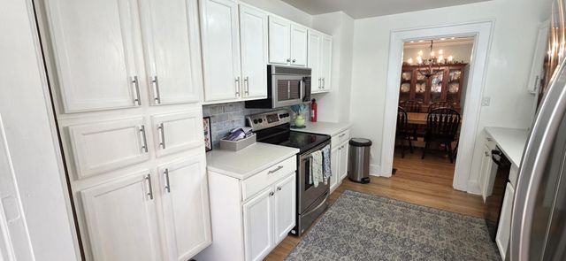 1008 S Crest Road, Rossville, GA 30741