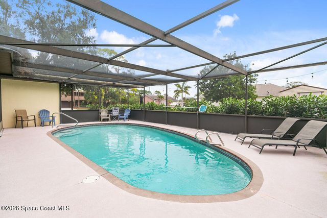 875 Homey Place NE, Palm Bay, FL 32907