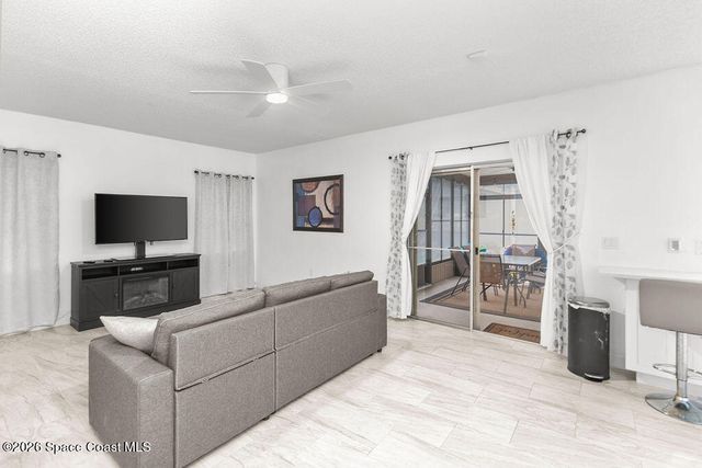 875 Homey Place NE, Palm Bay, FL 32907