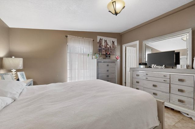 16 Cereza Circle, Los Lunas, NM 87031