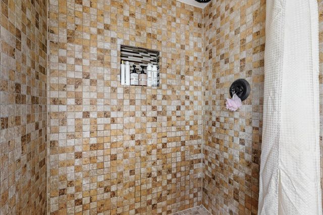 16 Cereza Circle, Los Lunas, NM 87031