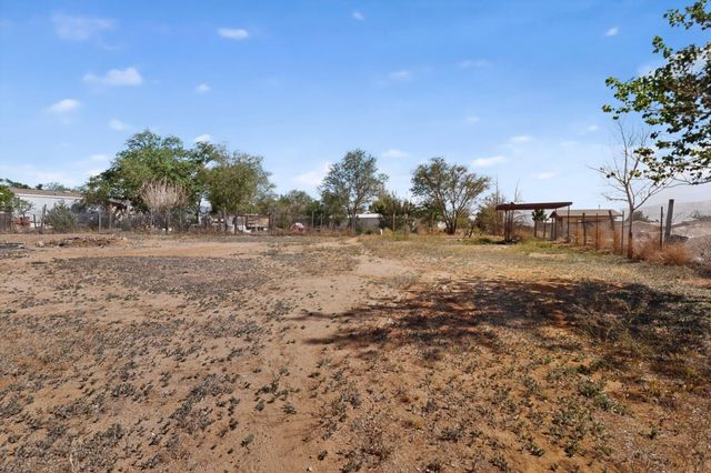16 Cereza Circle, Los Lunas, NM 87031