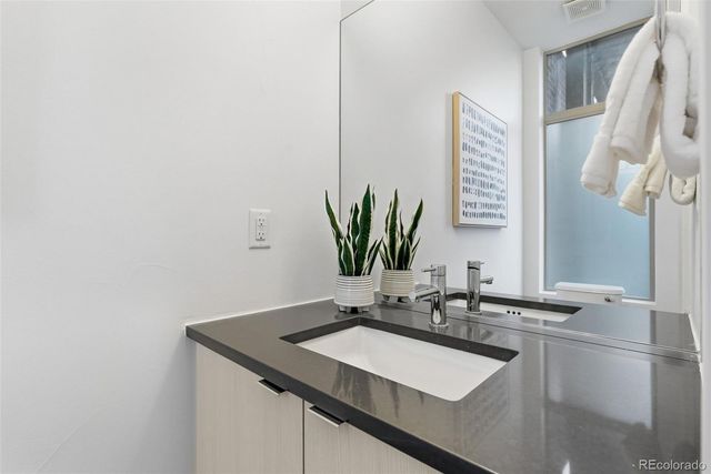 20 S Grant Street, Denver, CO 80209