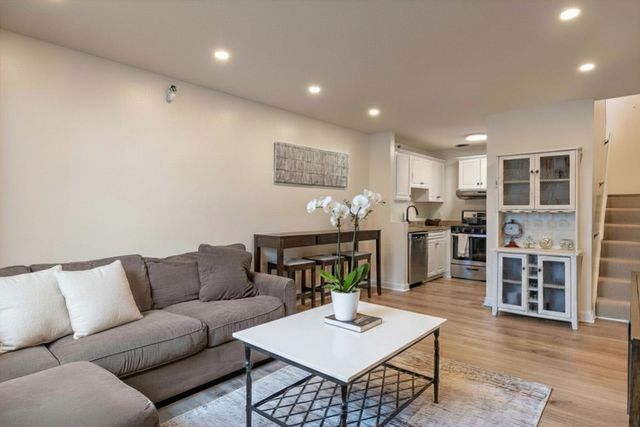 42 8th Street 2308, Boston, MA 02129