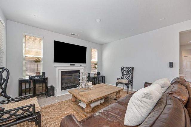 2674 Flintlock Ln, Rocklin, CA 95765