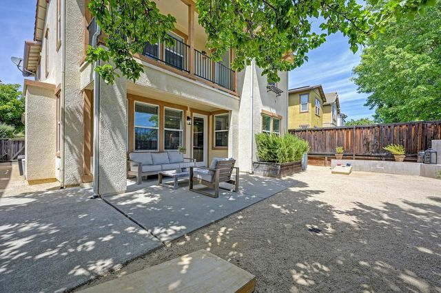 2674 Flintlock Ln, Rocklin, CA 95765